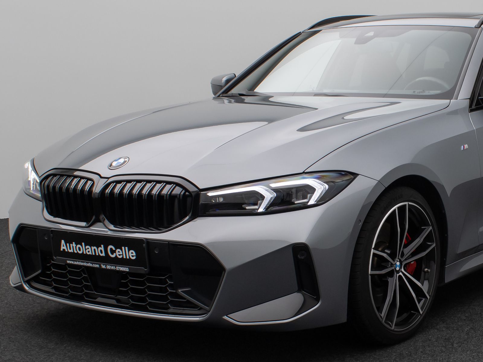 Fahrzeugabbildung BMW 330d M Sport Pro Panorama Kamera DAB H/K HUD