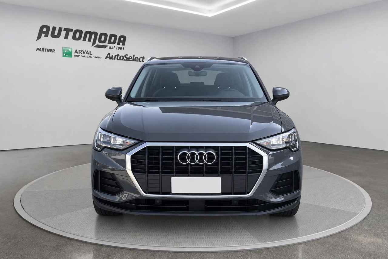 Audi Q3 35 2.0 tdi Business s-tronic imagem 2