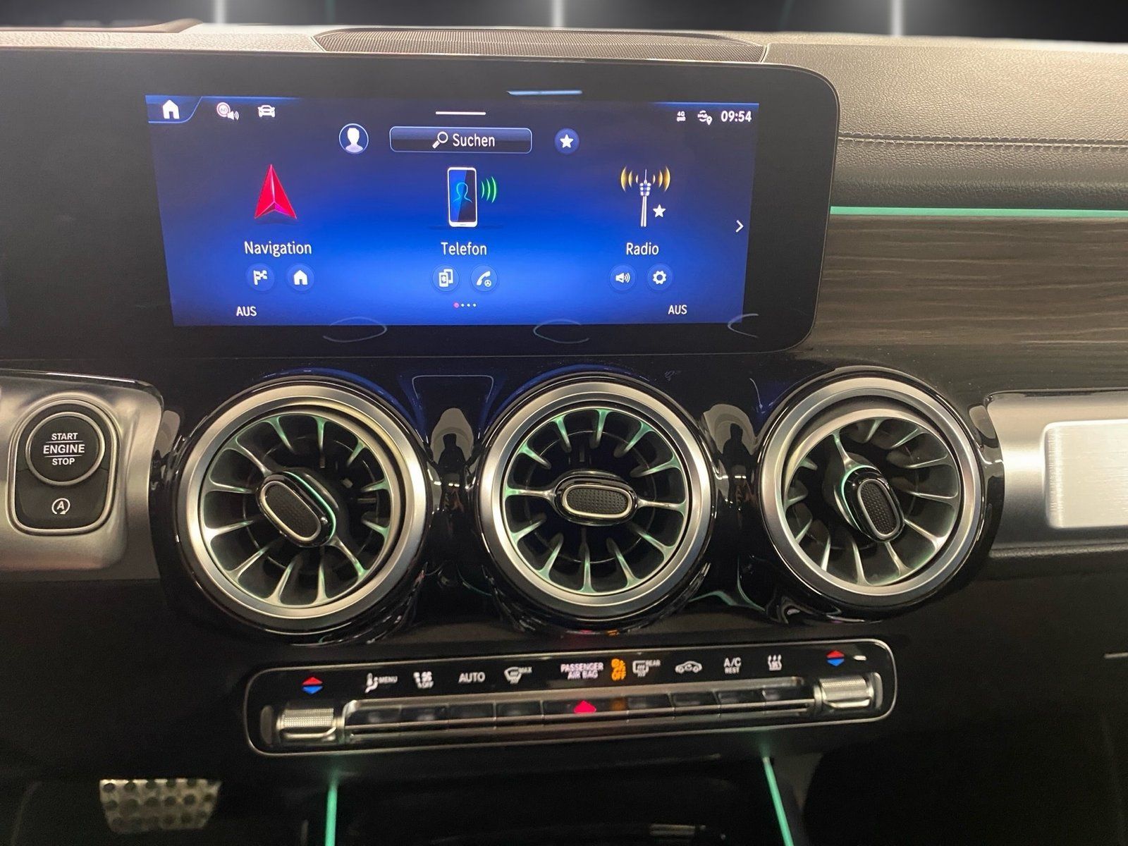Fahrzeugabbildung Mercedes-Benz GLB 220 d 4M AMG*AHK*Technik*STDHZG*HUD*Dist*360
