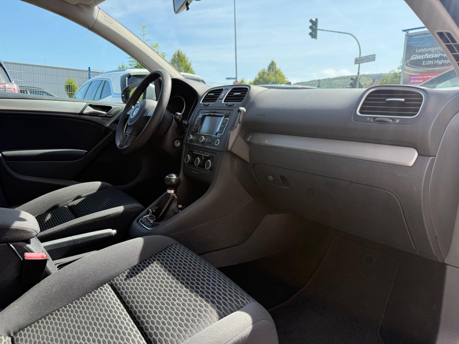 Volkswagen Golf VI 1,6 TDI 77kW 105PS Trendline/NAVI/PDC