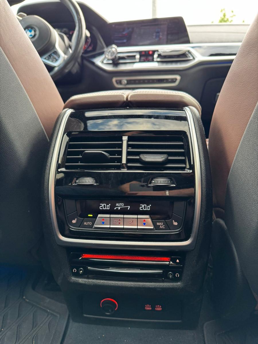BMW X7  M50d - Voll