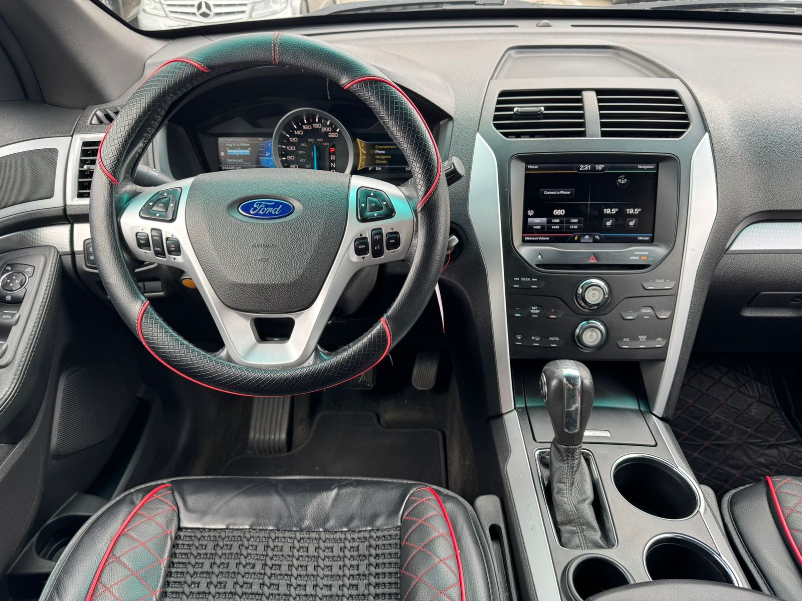 Fahrzeugabbildung Ford Explorer 3,5L 7 SitzerTEMP*KAMERA*PDC*KLIMA