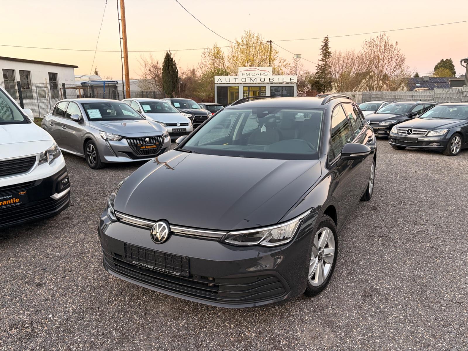 Volkswagen Golf 8 Variant 2.0TDI Life*LED*MwSt*1.Hand*