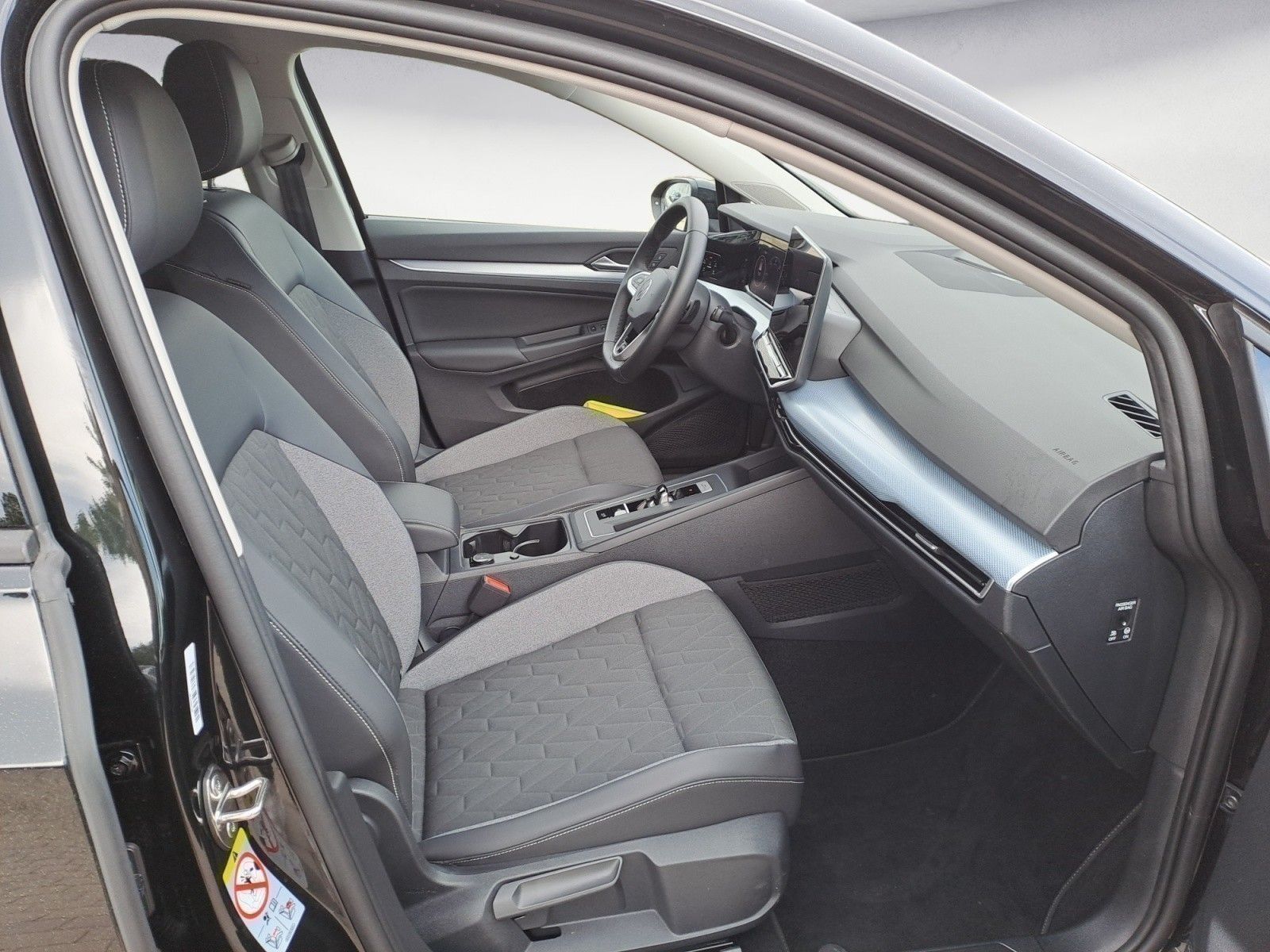 Volkswagen Golf - Bild 9