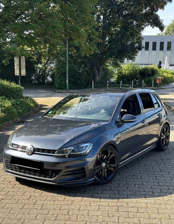 Image of Volkswagen Golf