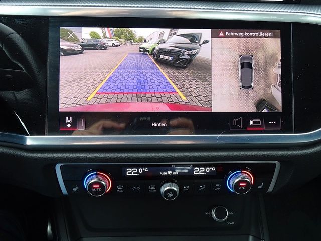 Q3 Sportback 45 TFSI e S line / AHZV