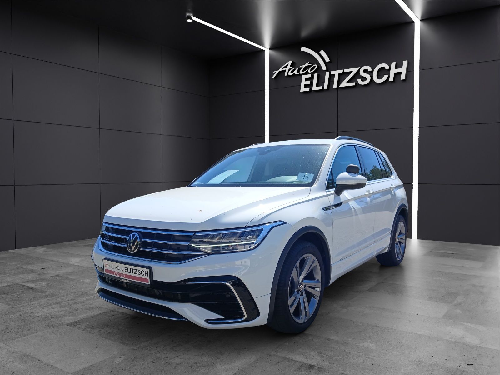 Fahrzeugabbildung Volkswagen Tiguan TDI R-Line FAHRSCHULE