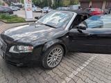 Audi A4 Cabrio 1,8 Turbo NEU-TÜV 05/2028 S-Line  - Audi Cabriolet in Stuttgart