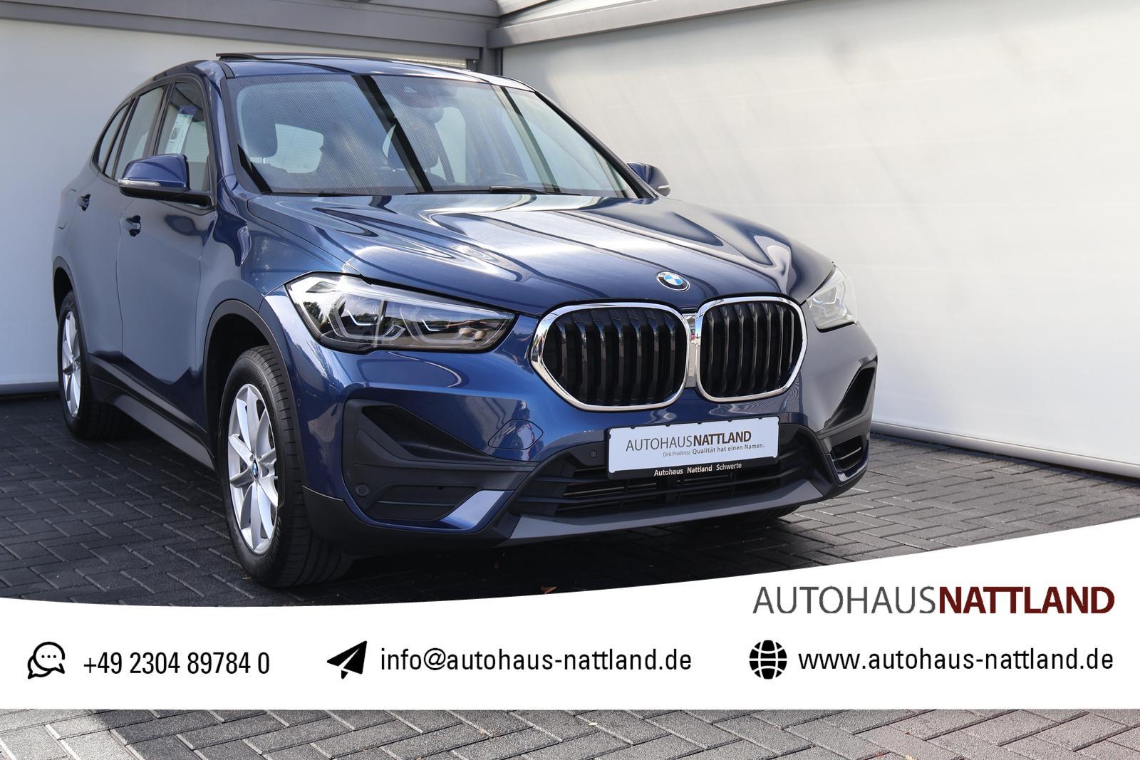 BMW X1 sDrive 20 i Advantage RFK LED AHK Pano Navi