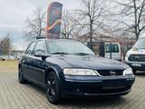 Opel Vectra 1.8 16V*AUTOMATIK*ERST 135 TKM*KLIMA*SHZG - Opel Vectra: 16 16v