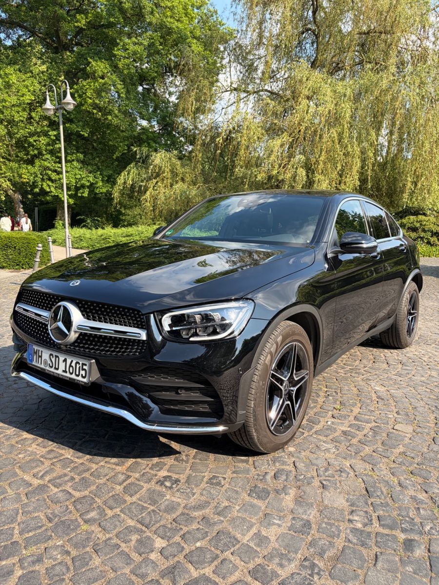 MERCEDES-BENZ GLC 220d Coupé AMG 4MATIC Vollausstattung 360Cam