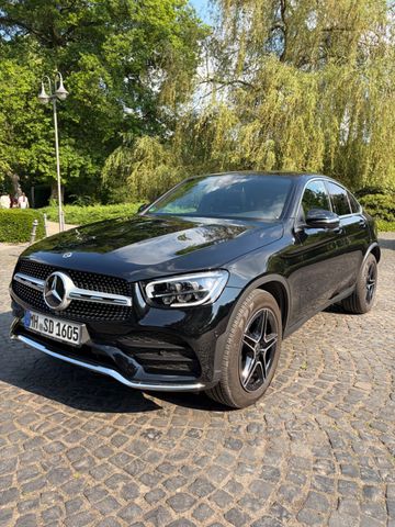 MERCEDES-BENZ GLC 220d Coupé AMG 4MATIC Vollausstattung 360Cam