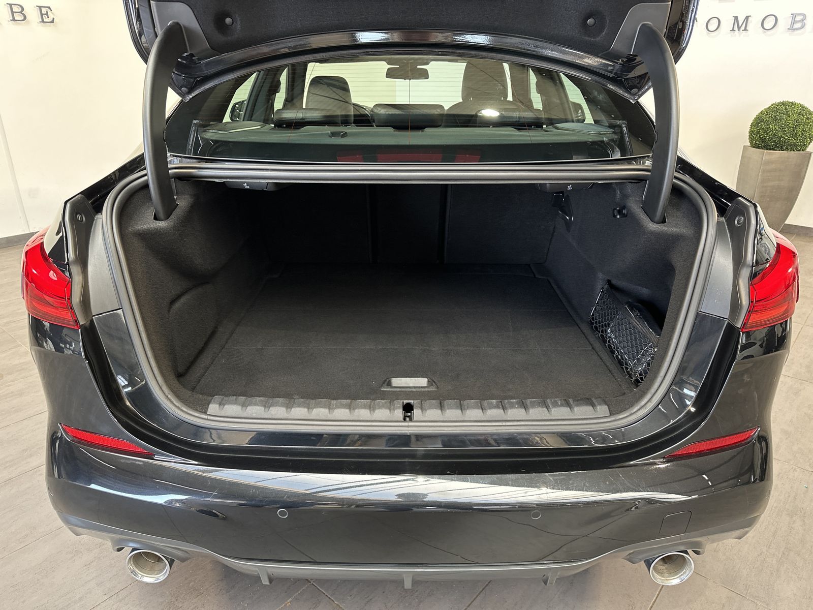 Fahrzeugabbildung BMW 220d Gran Coupé M-Sport NAV+LED+PANORAMA+SPUR+SH