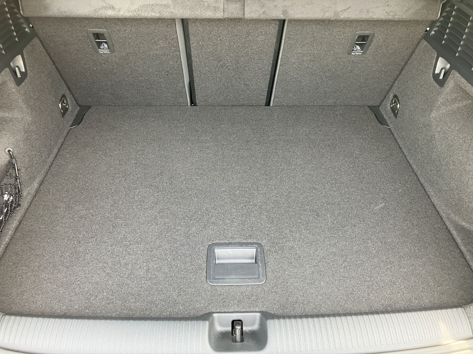 Fahrzeugabbildung Audi Q2 35 TFSI advanced LED ACC AVC RFK SH