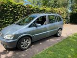 Opel Zafira TDI  7 Sitzer - Opel Zafira aus 2004 mit Diesel-Antrieb