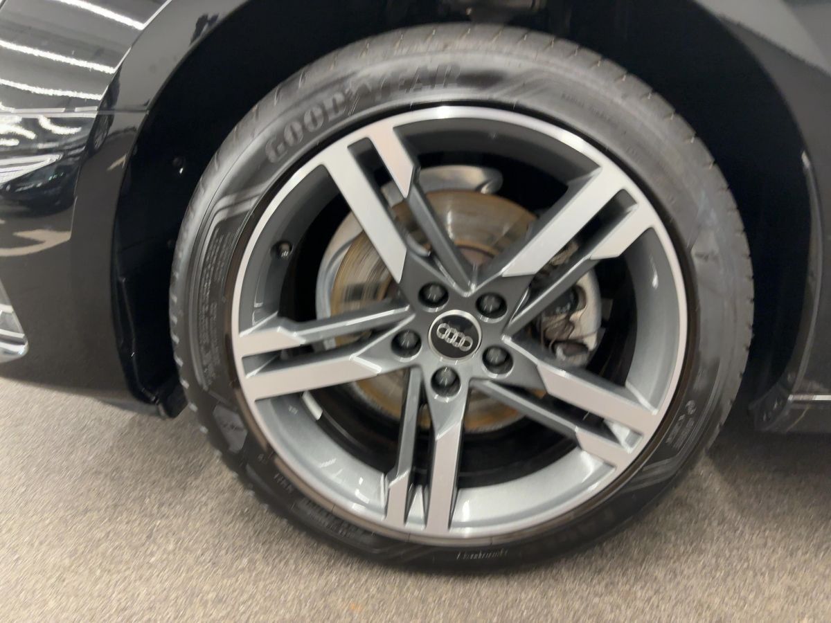 Audi A4 - Bild 15