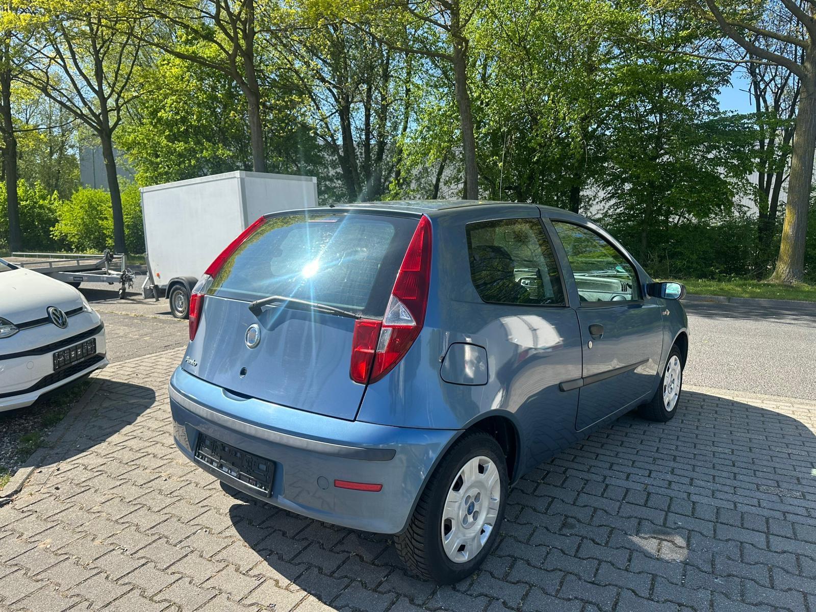 Fiat Punto 1.2 8V Active*TÜV NEU*
