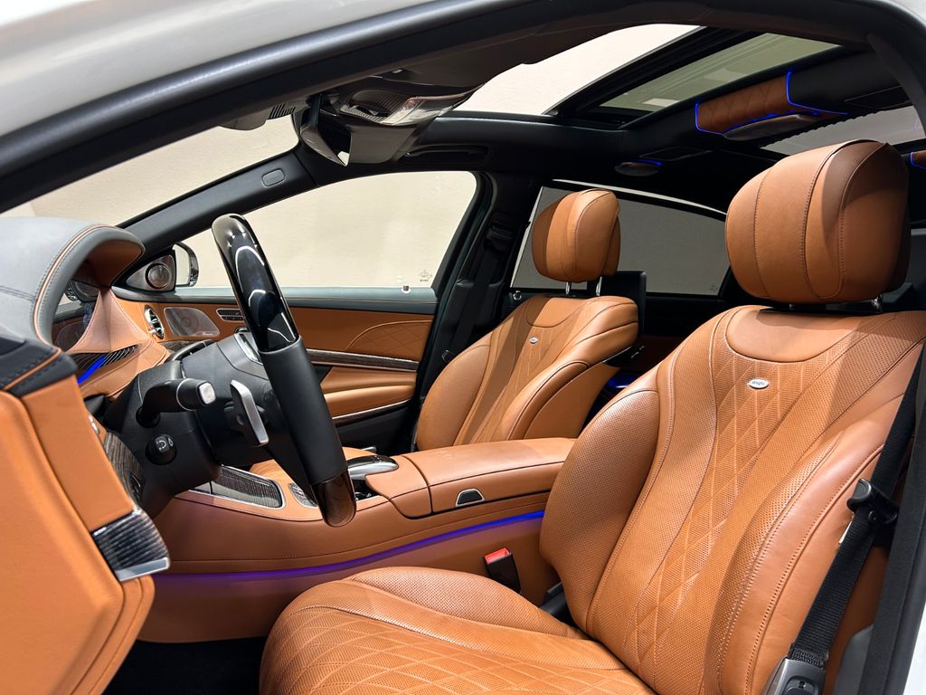 Mercedes-Benz S 560 S560 Maybach 4M *CHAUFFEUR PAKET*FOND-TV*MASSAGE