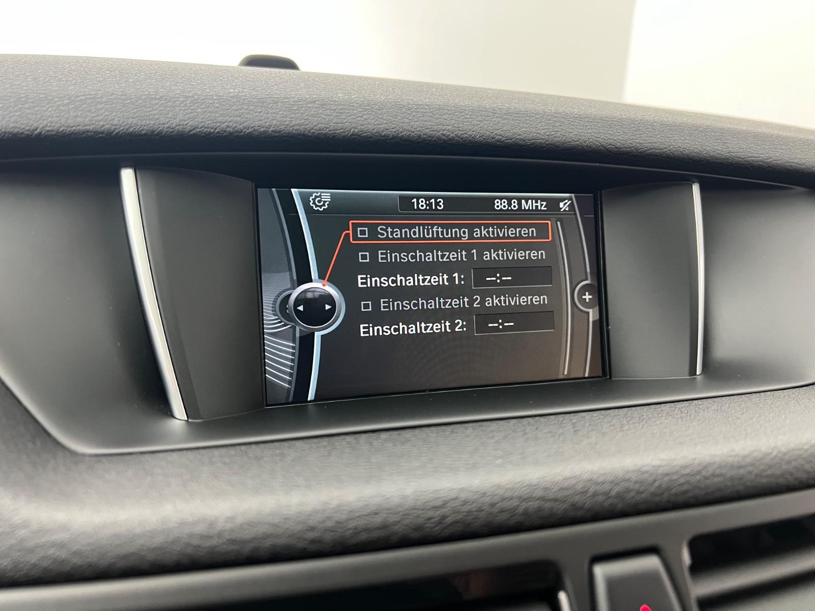 BMW X1 sDrive 20i / 1.HD / NUR 58.tKM / XENON / NAVI