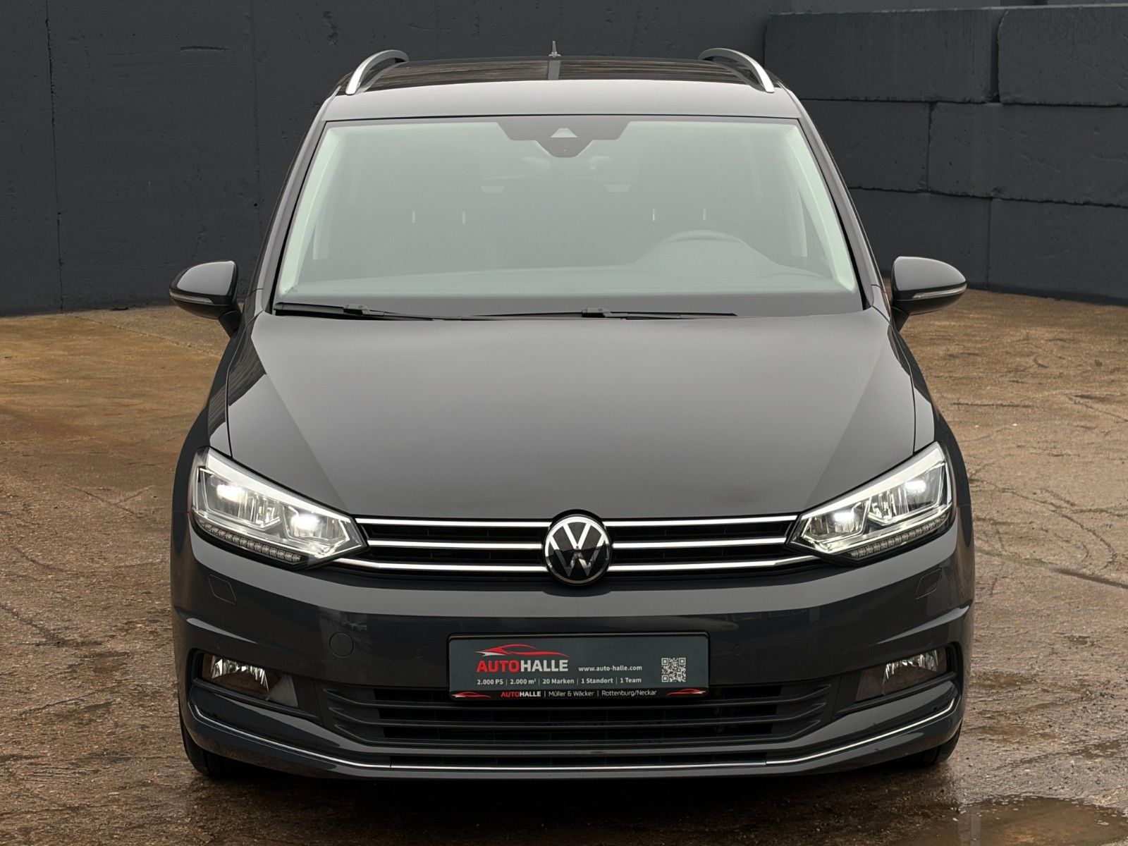 Fahrzeugabbildung Volkswagen Touran 1.5 TSI DSG Active Kamera ACC LED LHZ SHZ