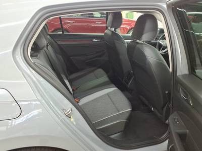 Volkswagen Golf - Bild 8