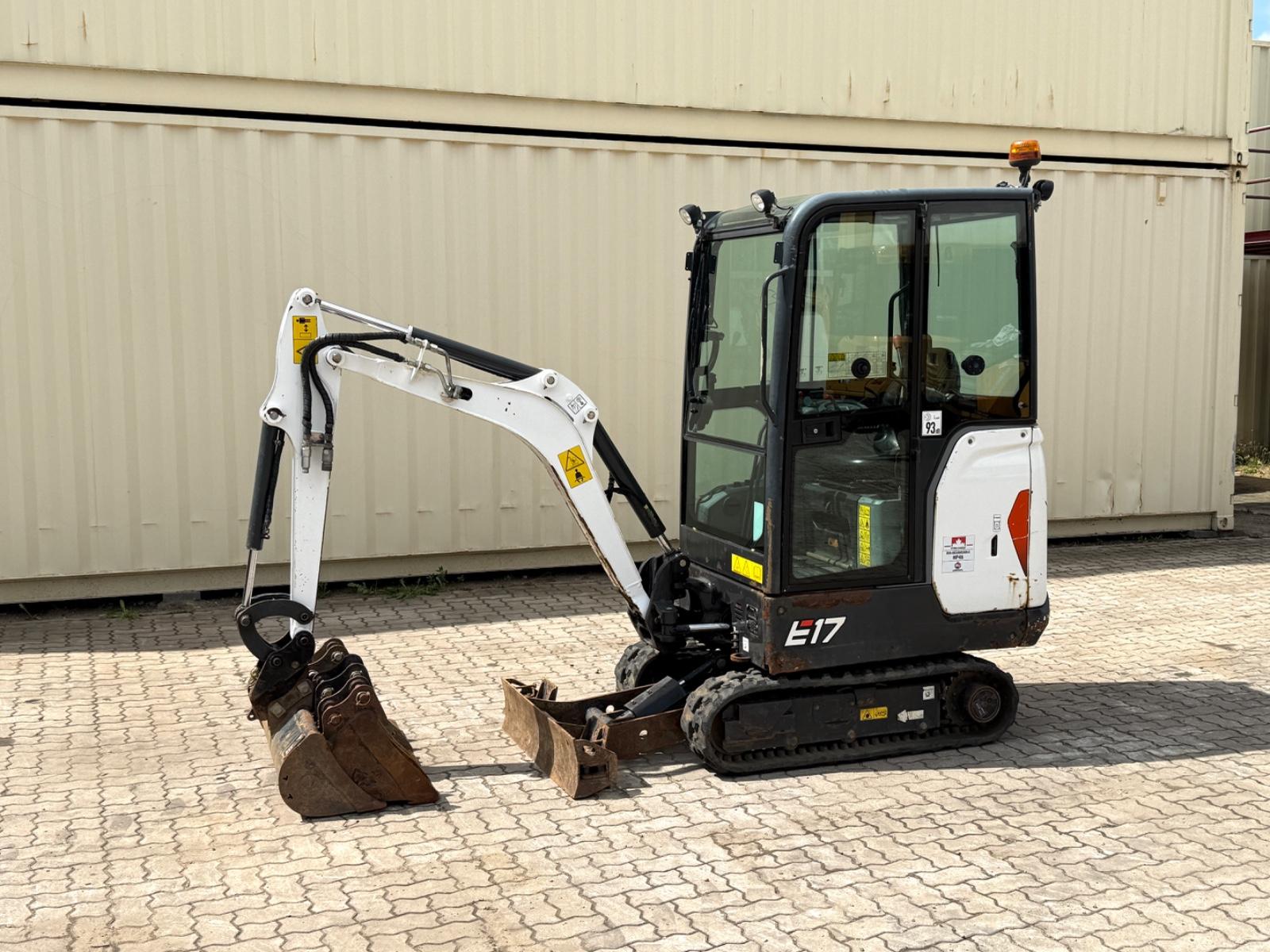 Bobcat E17 / 2023 BJ / 4 x Löffel / 744 H
