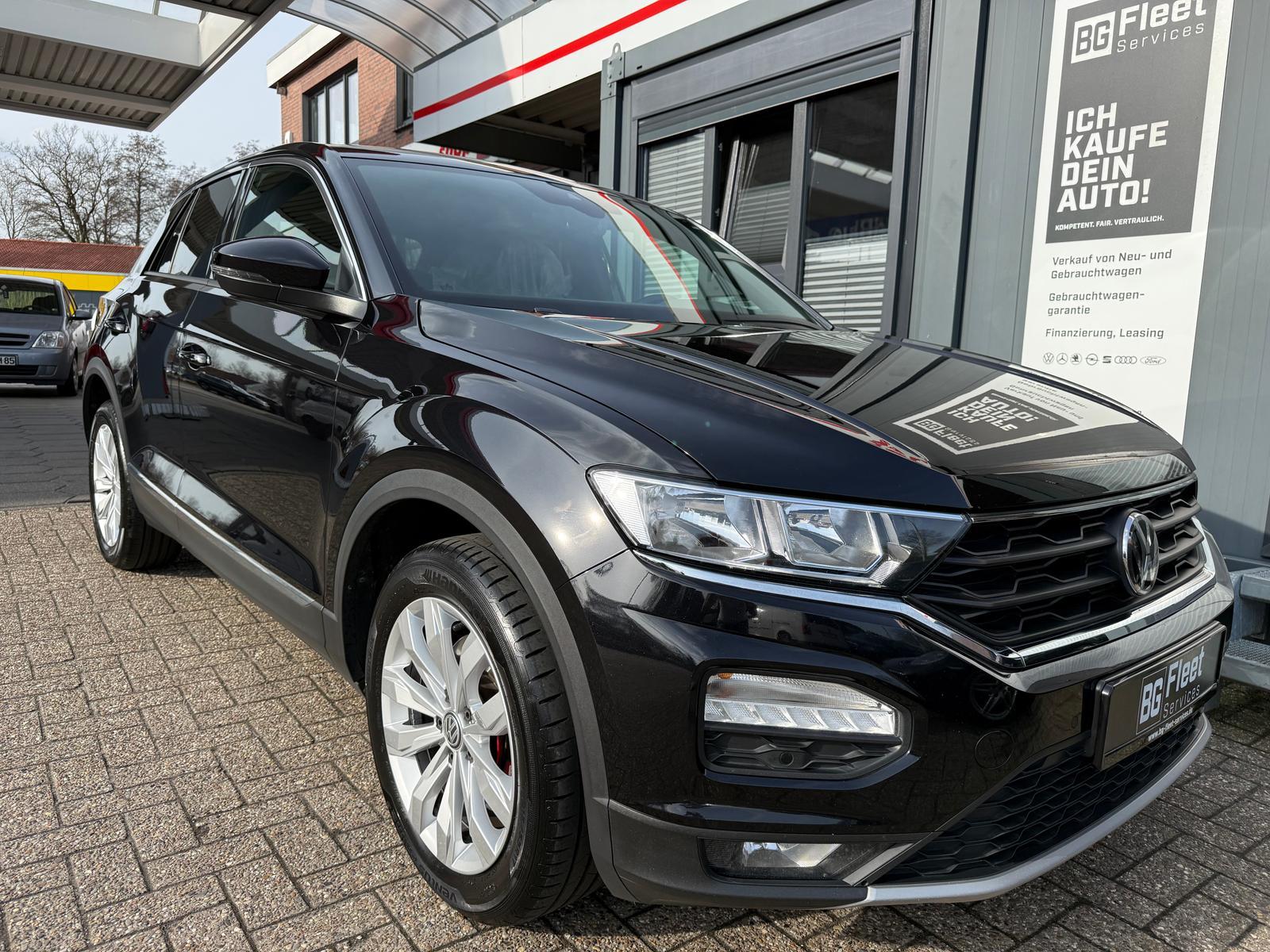 Volkswagen T-Roc Sport DSG Navi Sitzh. App iPhone MFL PDC A