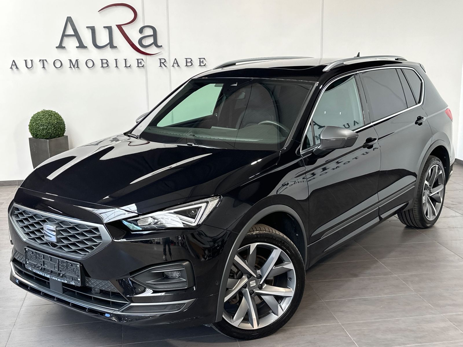 Fahrzeugabbildung SEAT Tarraco FR 4Drive 7-Sitzer NAV+LED+KAM+AHK+PANO