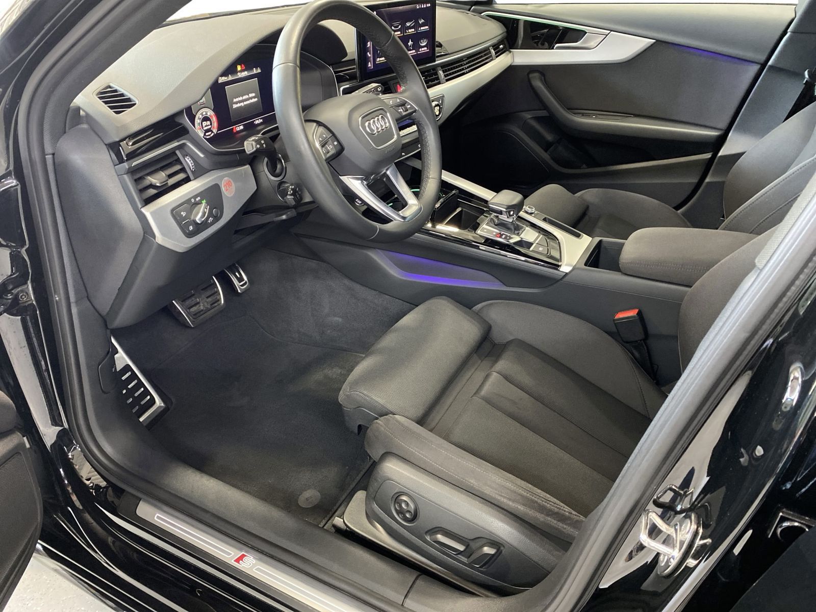 Audi A4 - Bild 7