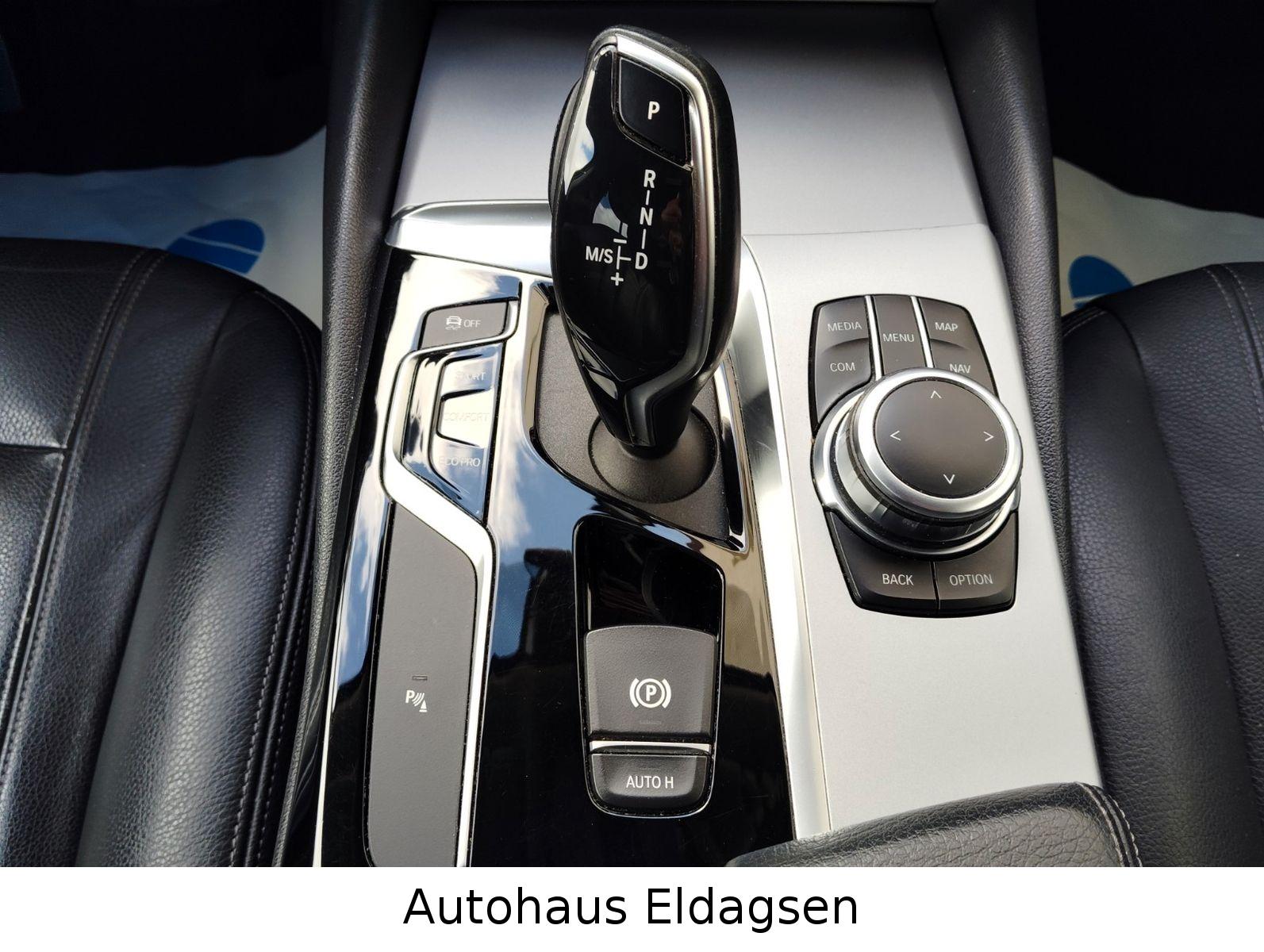 BMW 5 Limousine+Kamera+ Leder + SHZ + Tempomat + TÜV