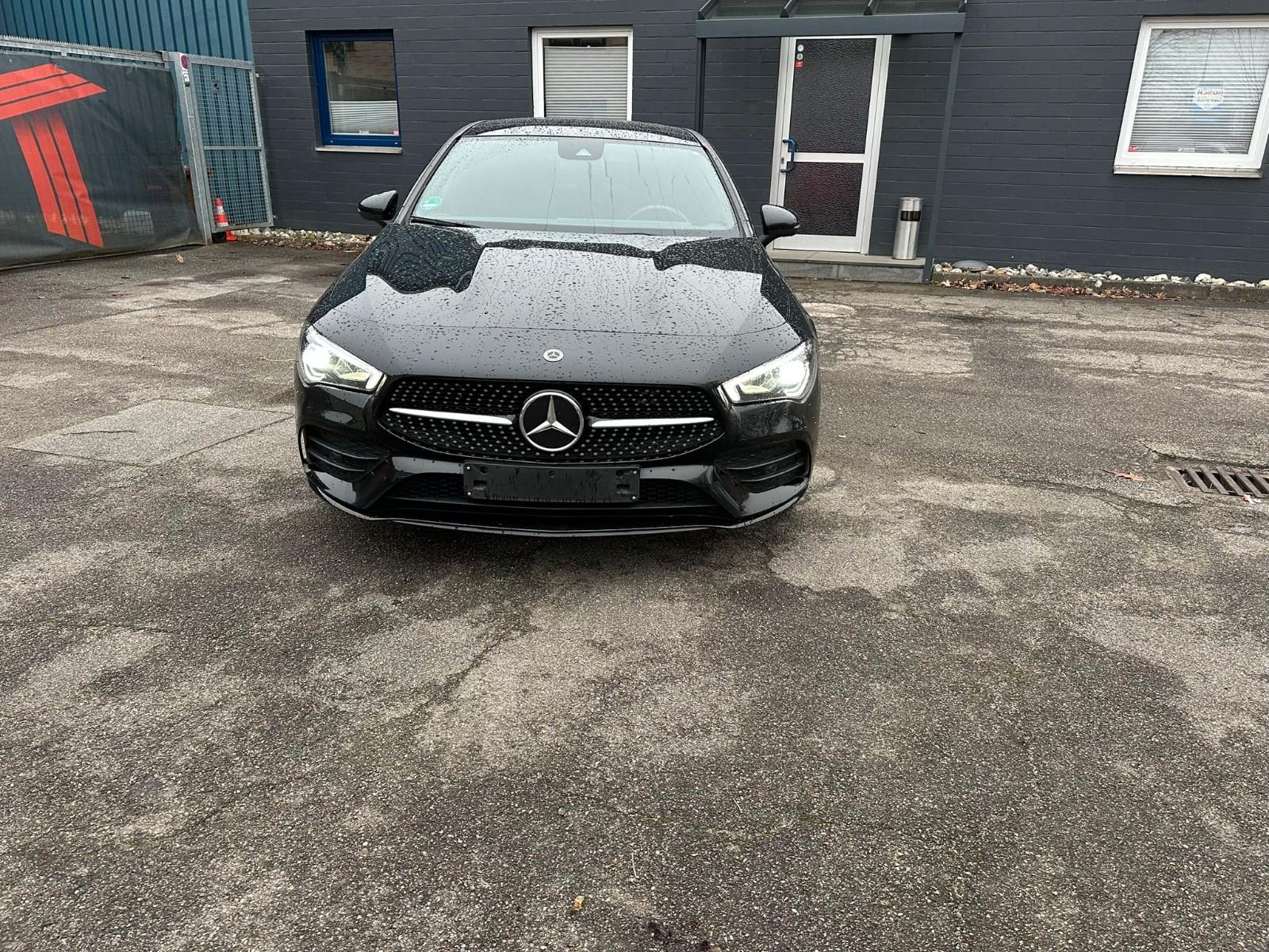 Mercedes-Benz CLA Shooting Brake CLA 250 e 1.Hand Automatik