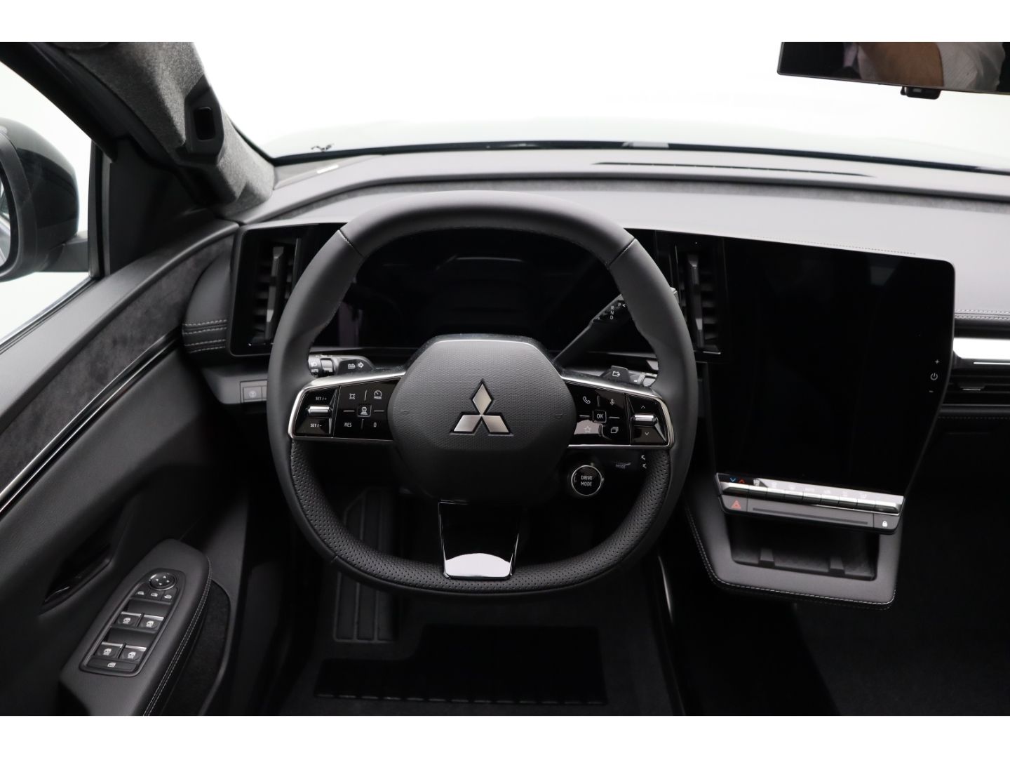 Fahrzeugabbildung Mitsubishi Eclipse Cross Diamant Top 11 KW LUXURY-Paket