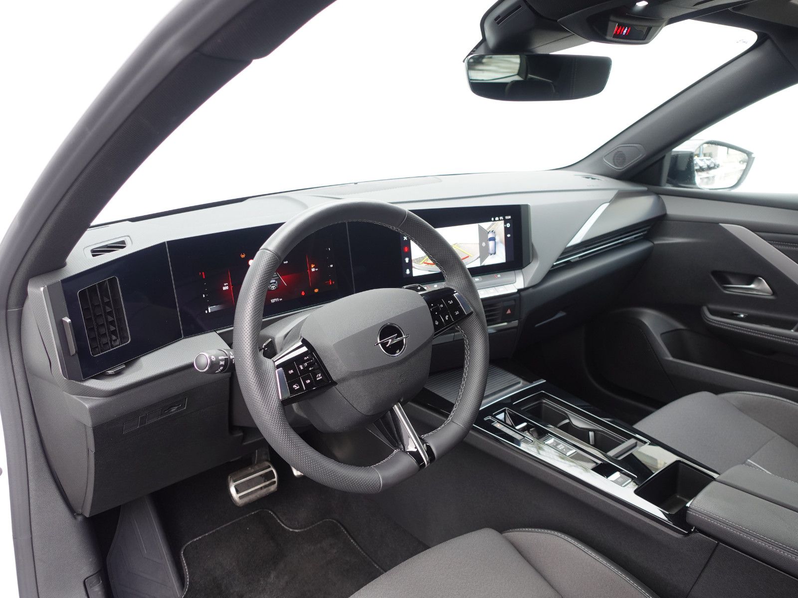 Fahrzeugabbildung Opel Astra ST GS 1.2T AUTOMATIK,Navi,AHK,Kamera,Sitzh
