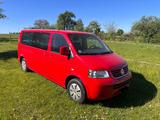 Volkswagen T5 Caravelle Camper o. 7Sitzer - AHK & Standhz - rote Volkswagen T5 Caravelle