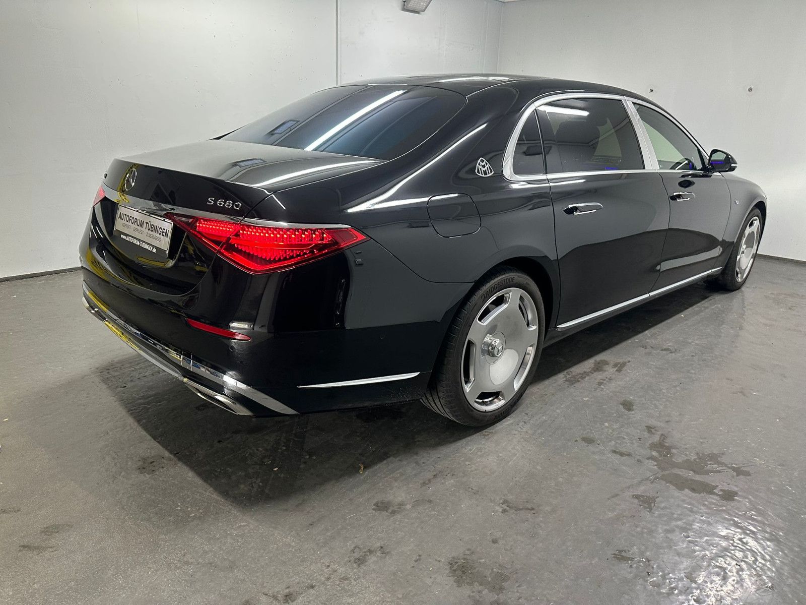 Fahrzeugabbildung Mercedes-Benz S 680 Maybach 4 matic *PANO*BURMESTER 4D*