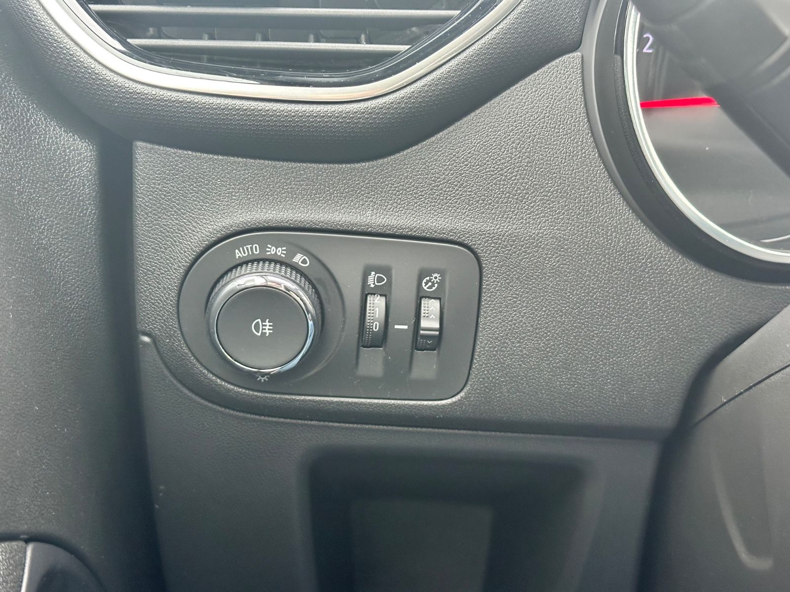 Fahrzeugabbildung Opel Crossland Elegance*Navi*Sitzheizung*PDC*Kamera