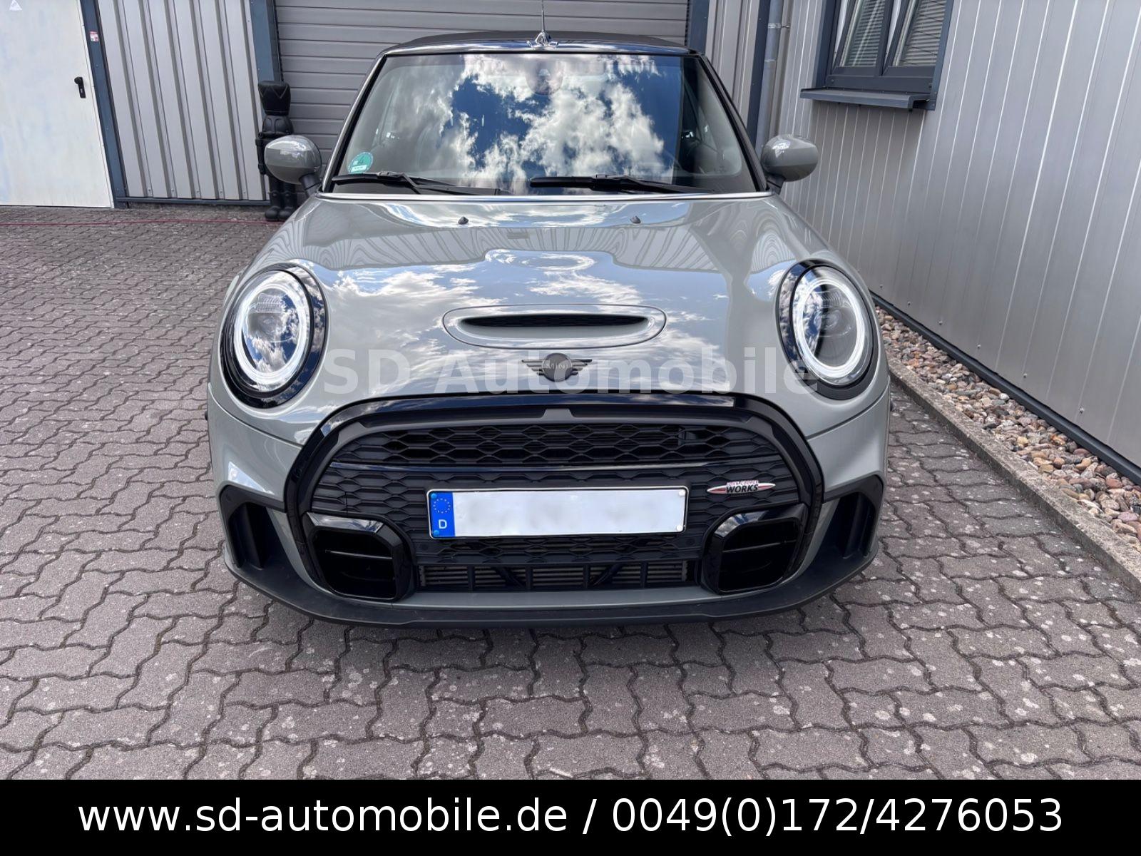 MINI Cooper S Cabrio John Cooper Works Trim