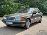 Mercedes-Benz Mercedes 190 1,8 34 Jahre alt - Mercedes-Benz: Alt