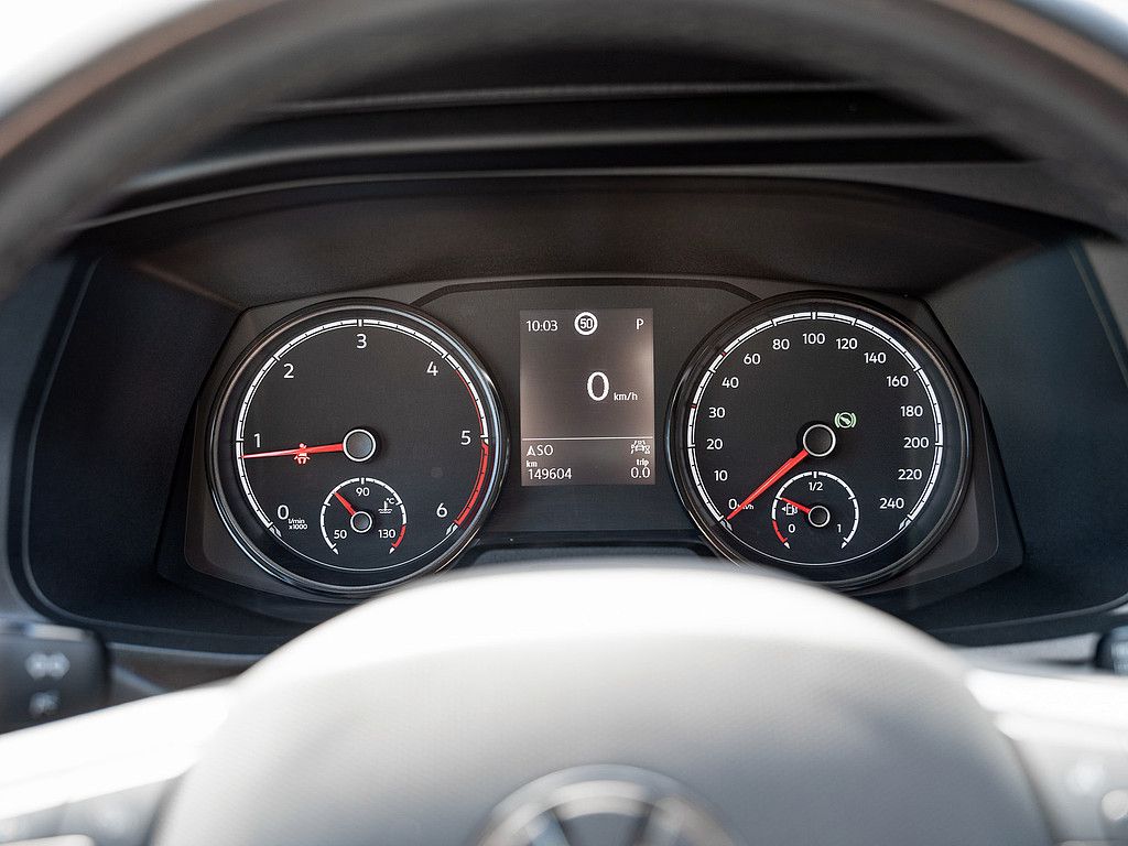 Fahrzeugabbildung Volkswagen T6.1 Kasten PLUS Mixto Comfortl. 2.0 TDI 4M LED