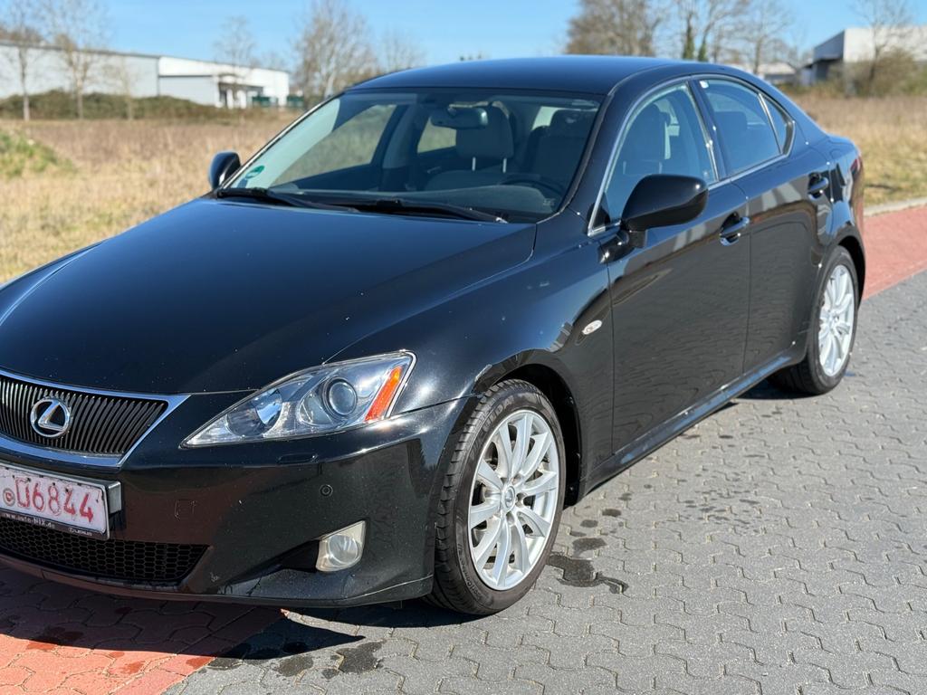 Lexus IS 250