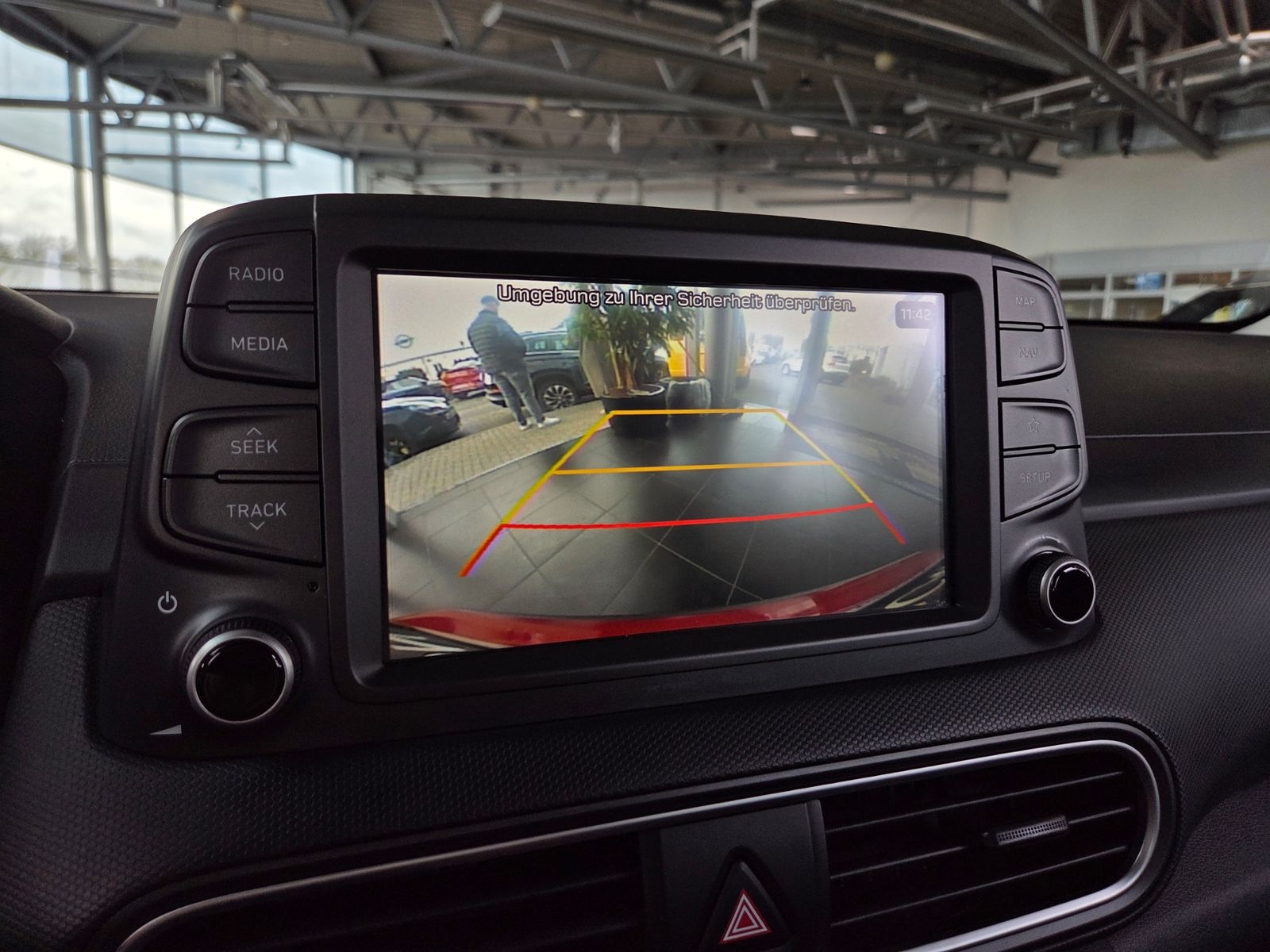 Fahrzeugabbildung Hyundai KONA Trend 1.6 T-GDI 2WD NAVI SHZ LKHZ RFK