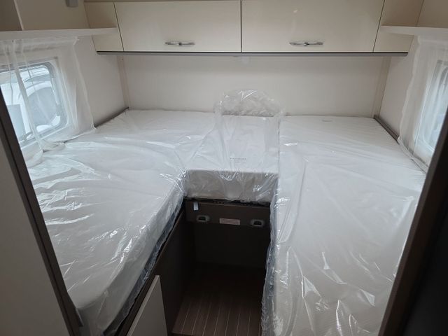 Etrusco V6.8 SCF AT Complete Selection Bi-Xenon