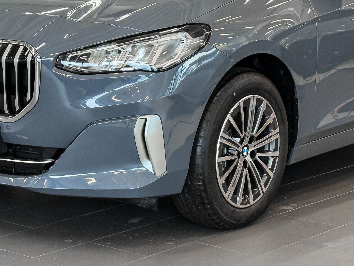 BMW 216 Active Tourer - Bild 3