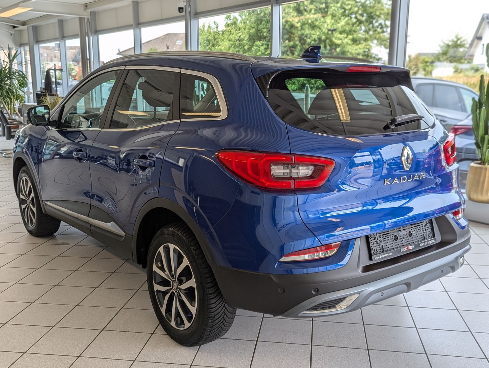 RENAULT Kadjar 1.5 DCI Intens Aut. Kamera Voll-LED Navi - Image 5