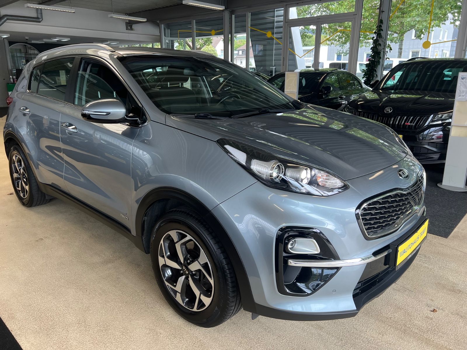 Fahrzeugabbildung Kia Sportage Vision 4WD * 1.HAND *