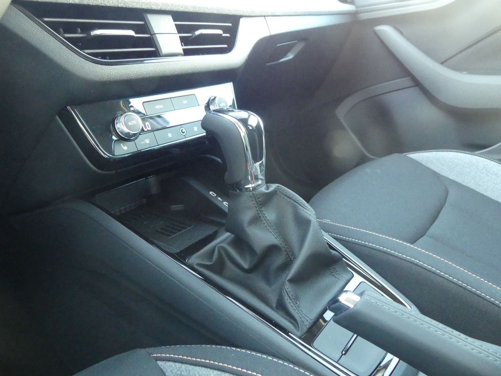 Fahrzeugabbildung SKODA Kamiq Selection