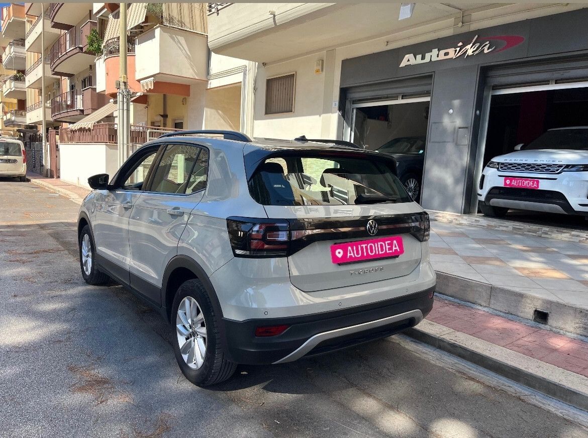 Volkswagen T-Cross 1.0 TSI 110 CV DSG Style imagem 3