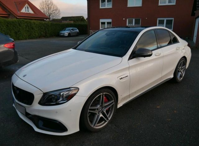 Mercedes-Benz C 63 AMG Mercedes-AMG C 63 S