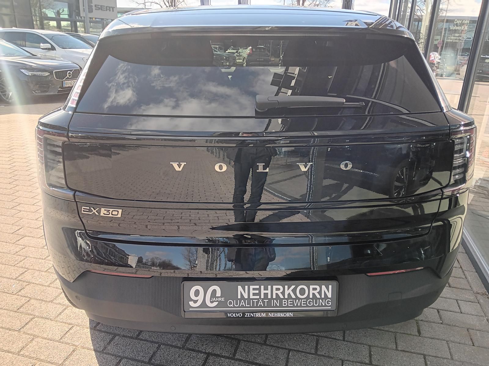 Fahrzeugabbildung Volvo EX30 Single Plus 2WD Pure Electric