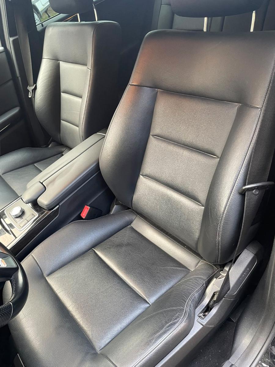 Mercedes-Benz  2012 — photo 7